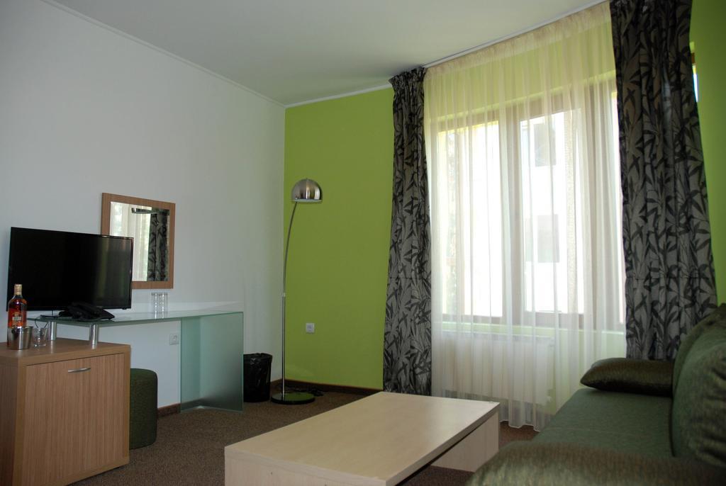 Green Hisar Hotel Family Hiszarja Kültér fotó